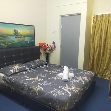 Netasha Holiday Inn Tanah Rata Esterno foto