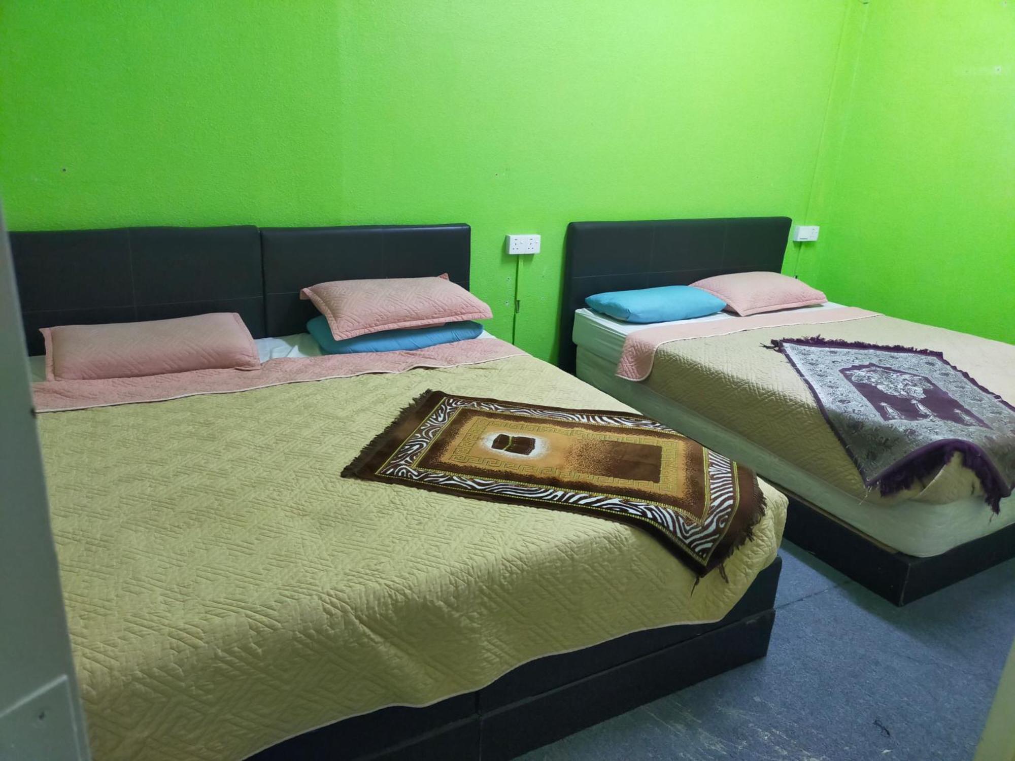 Netasha Holiday Inn Tanah Rata Esterno foto